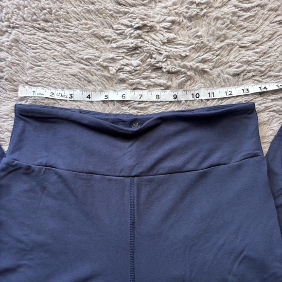 Cariloha Bamboo Pieced Legging size Medium - Picture 4 of 8